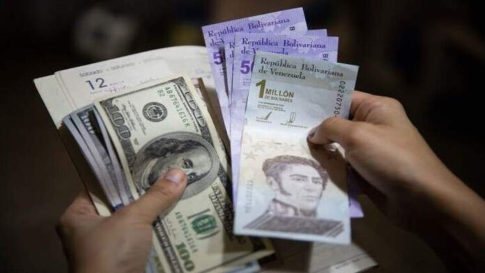 Devaluación del bolívar